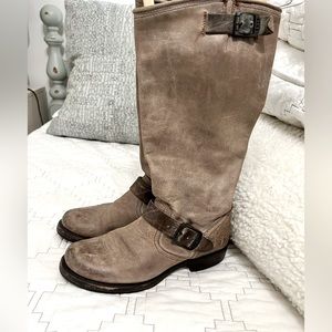Frye Veronica slouch. Gray. 7.5.